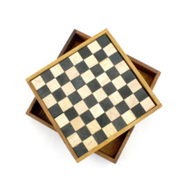 Pentominoes Chess Puzzle (Black-White)