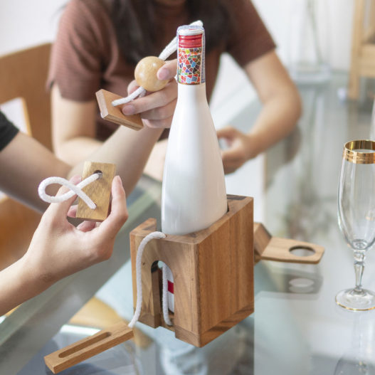 Riddle Rope Wine Bottle Puzzle (Only Game) - Image 7