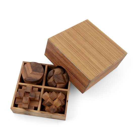 4 Games in a Wooden Box Set 2 - Image 6