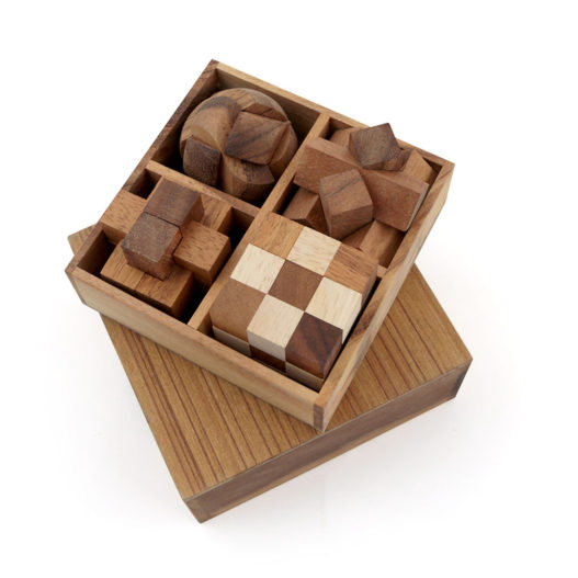 4 Games in a Wooden Box Set 3 - Image 7